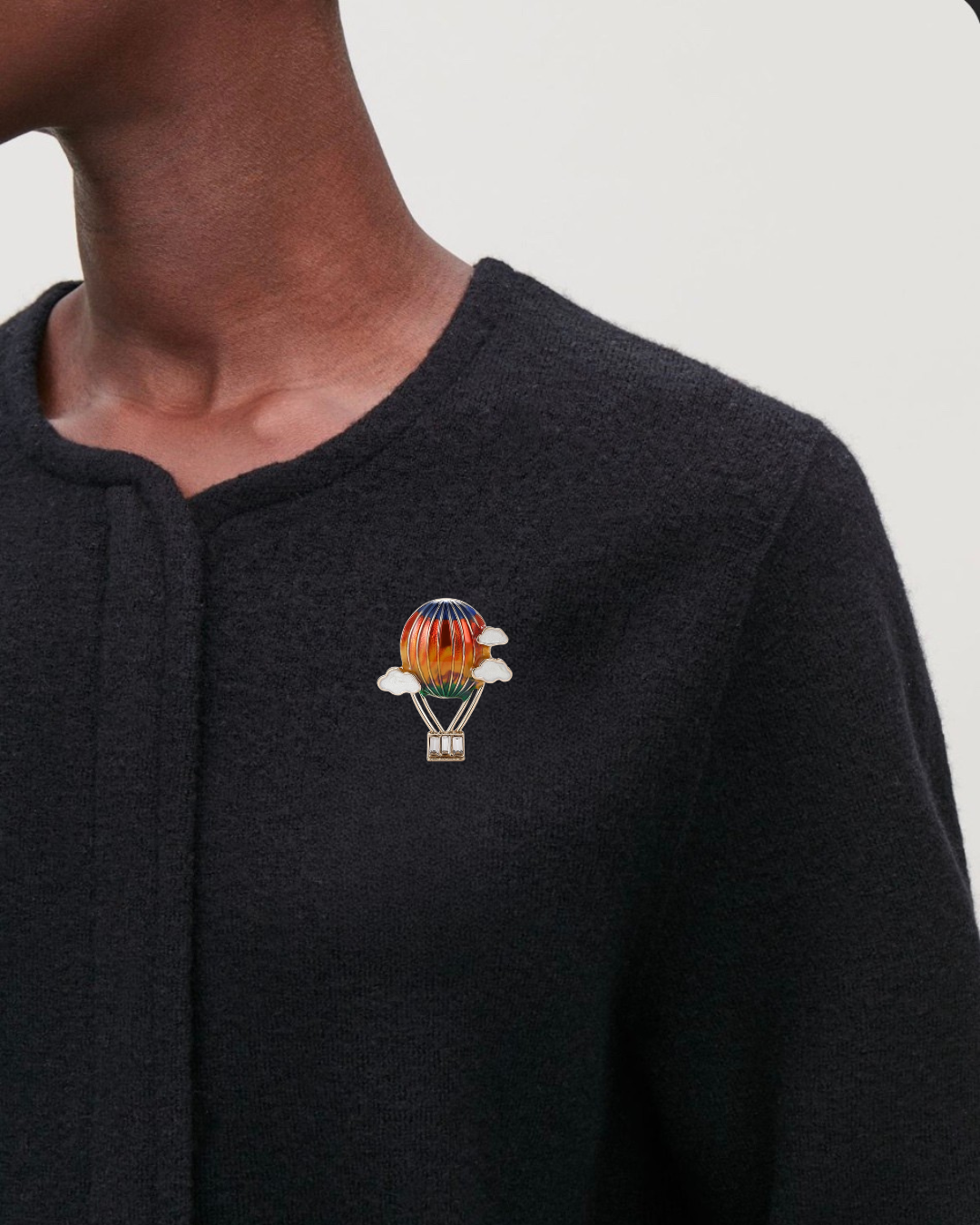 Broochly